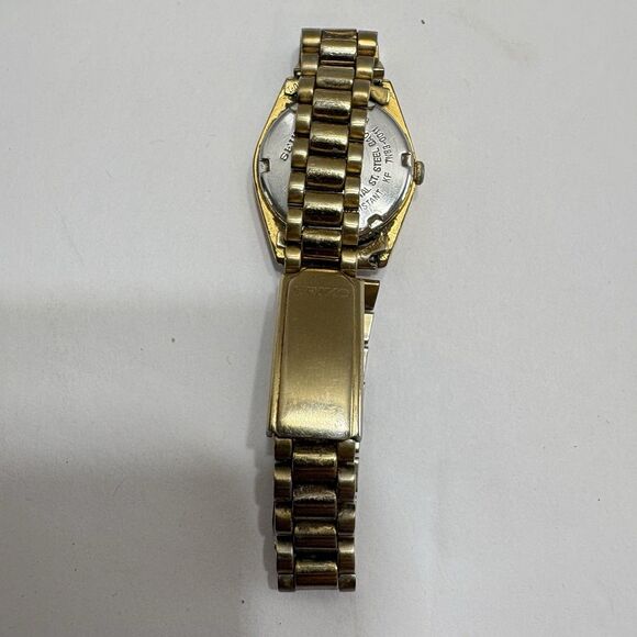 Vintage Seiko Womens Watch 24mm Champagne Dial Gold Tone Day Date main image 4